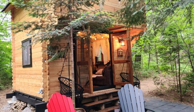 Teremok Log Cabin & Cedar Hot Tub & Sauna on Wood