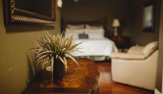 The Carriage House Inn