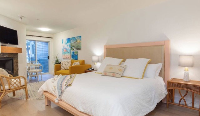 The Flamingo Oceanfront Condo B