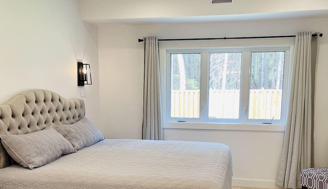 The Greystone Executive Bungalow - Ski Ridges Estate