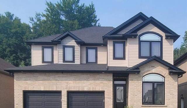 The Ingersoll Hideaway-Close to 401 and amenities