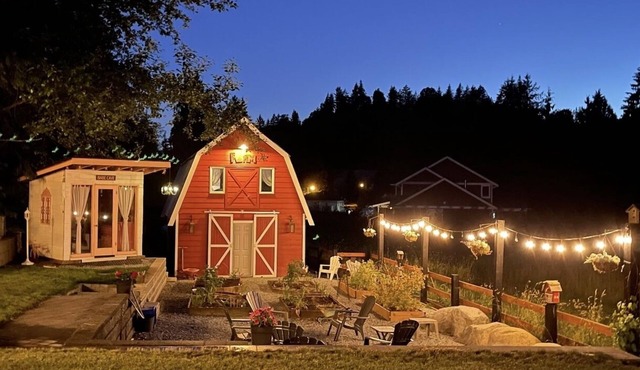 The Little Red Barn