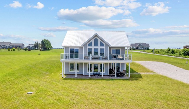 The Lookout - Executive Waterview Home