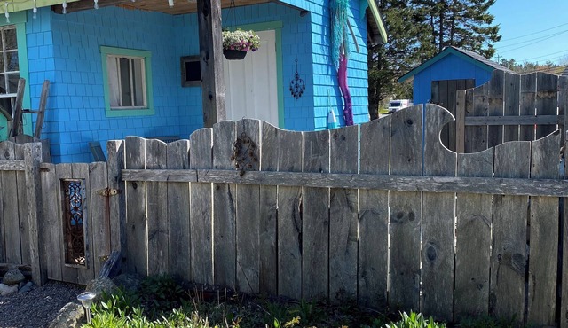 The Mermaid Bunkie. A cosy space in the heart of the South Shore.