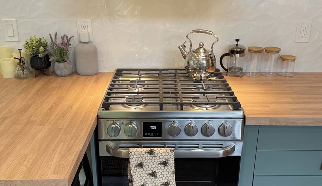 The Nook Tiny House-Ucluelet