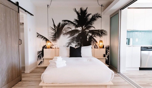 The Palms - Downtown