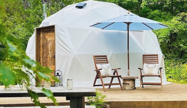 THE STARGAZER GEODOME: Shabby Chic & Very Private