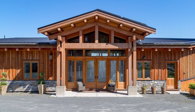The Summit Room suite – Breathtaking Fjord View at the Summit House.