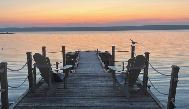 The ultimate Lakeside Retreat on the Bras D'or lakes
