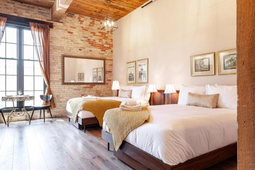 The Wallace Suite - Stratford