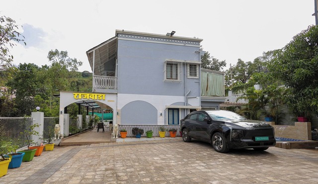 Tranquil 3-bedroom villa with AC in Panchgini Mahableshwar in Mahabaleshwar