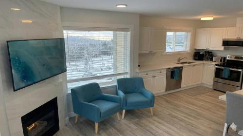 True Ski-In-Ski-Out Rare 3-Bed Condo