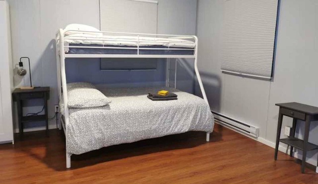 U1 Seaside Serenity: Seal Bay Glamping Retreat