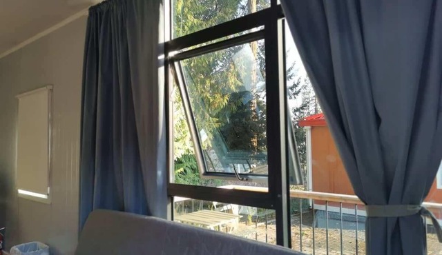U19 Seaside Serenity: Seal Bay Glamping Retreat