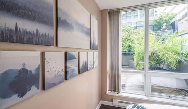 Unique downtown urban oasis with private terrace!