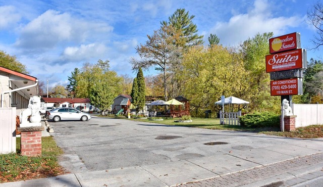 Unit 12 | Fun Beach Stay | BBQ, Fire Pit in Wasaga Beach