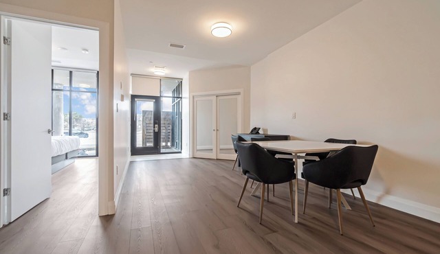 Unit 4 - Modern Fully Furnished 2 Bedroom Apartment