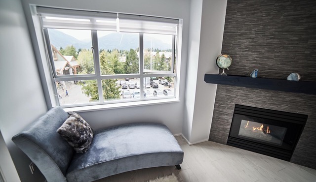Upscale Modern Apartment in the Heart of Whistler