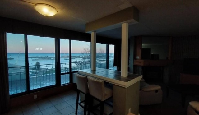 Waterfront 2 bedroom condo- amazing views and across from sandy public beach
