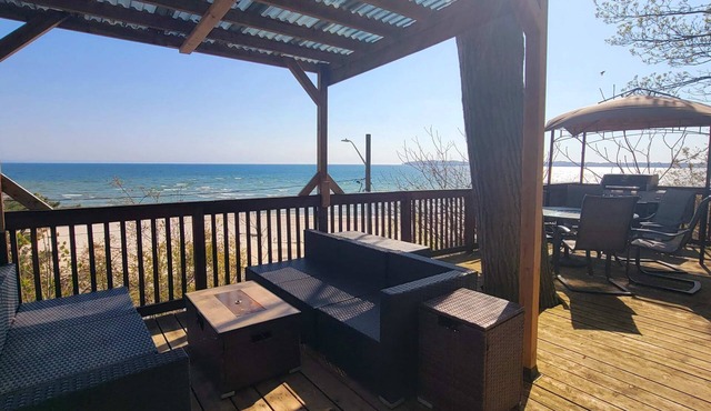 Waterfront 2BR Loft w/Sunset View!