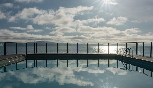 When all you need is the Ocean and beautiful things around you!