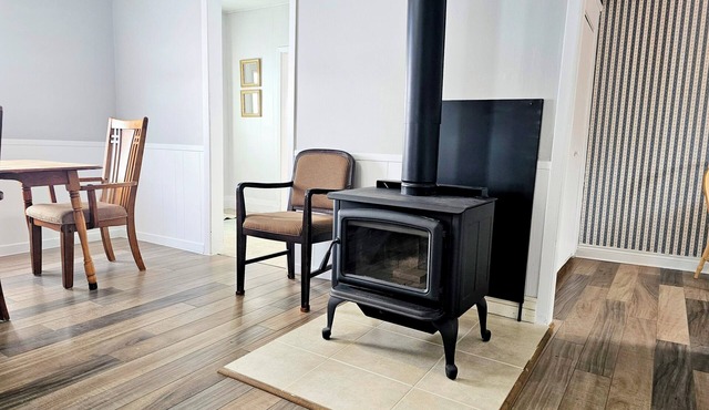 Whispering Meadows Manor is a 4 bedroom 1.5 bath country home