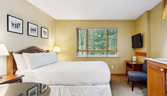 Whistler - Cascade Lodge 225