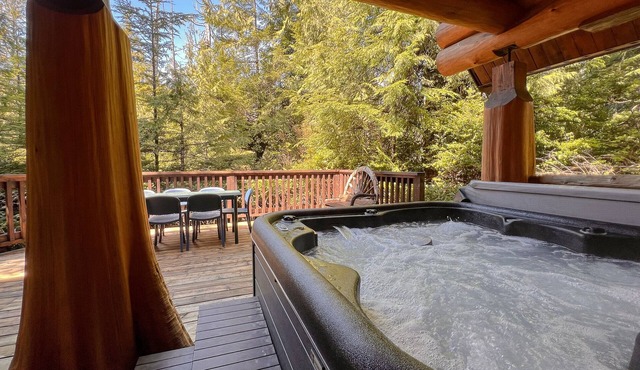 Willowbrae Chalet-Sophisticated Forest-Hot Tub