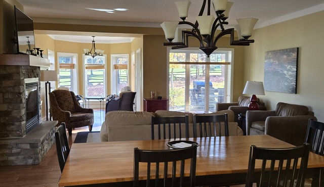 Wolfe Springs Luxury Condo