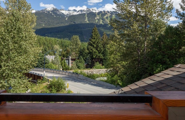 Fitzsimmons Walk 12 in Whistler
