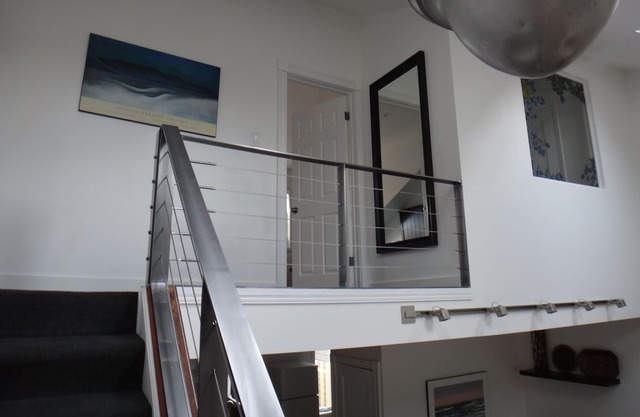 Luxury 1400 sq ft two floor apartment in historical Cabbagetown