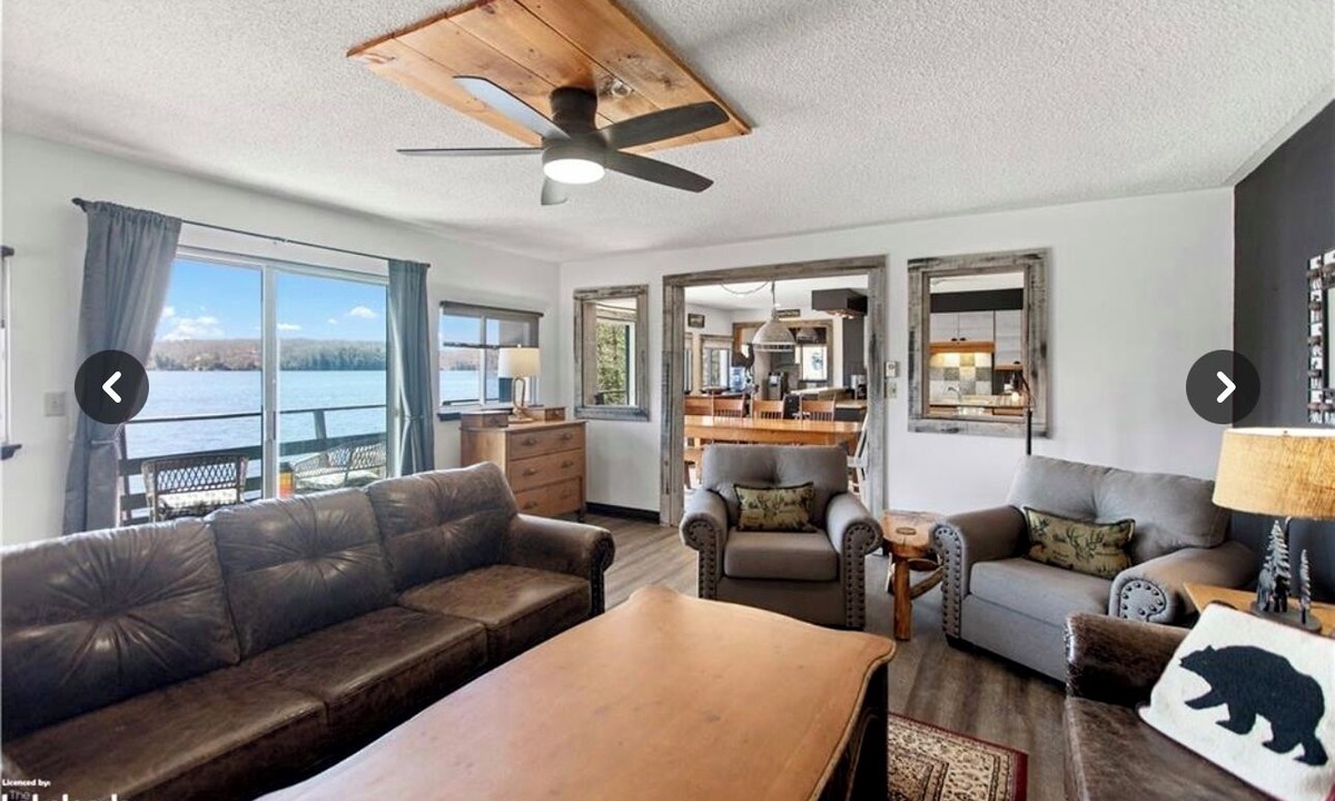 Utterson Cottage | Waterfront Muskoka Cottage. Hot Tub. Water Toys. Pool Table & all Amenities Inc.