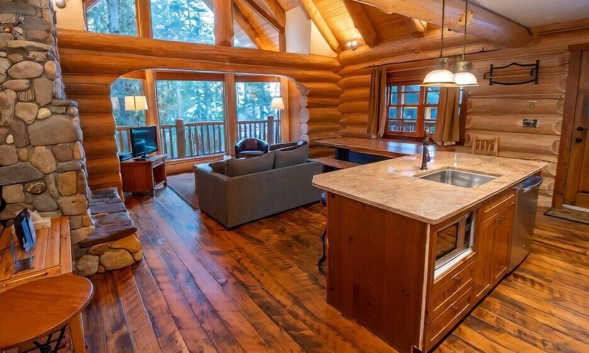Fernie Cabin | Snow Creek Cabins by Fernie Lodging Co.