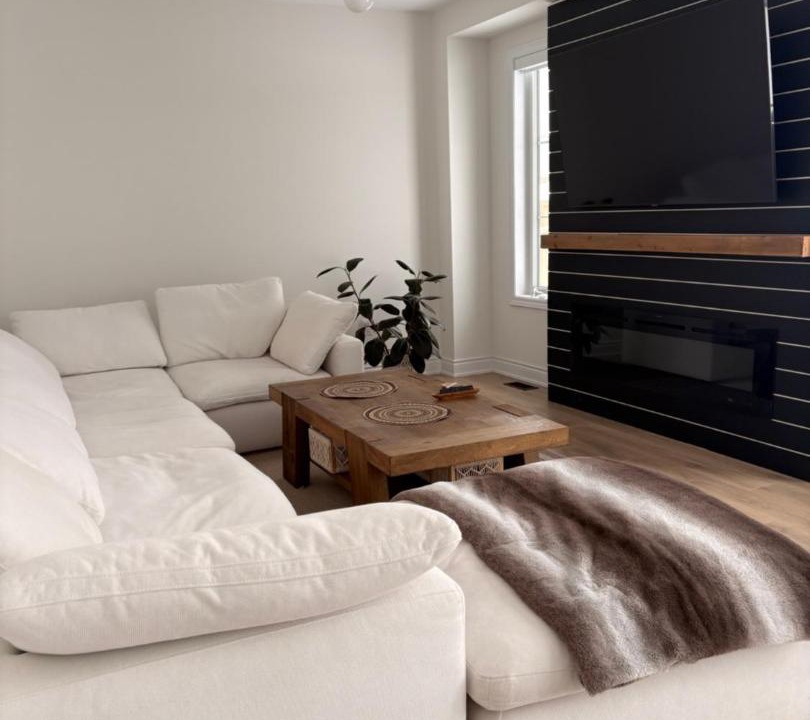 Wasaga Beach House | Season Bliss - Blue Mountain Ski & Wasaga Beach