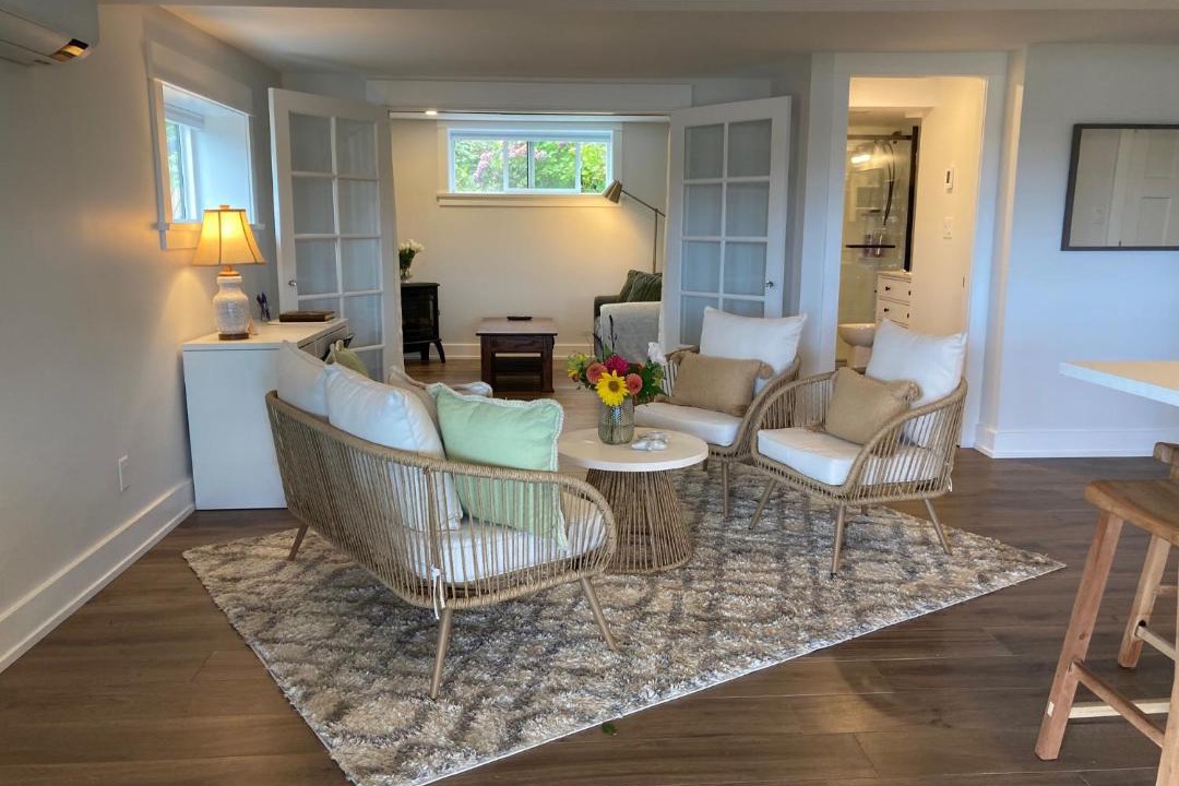 Ladysmith House | Ladysmith Harbour View House