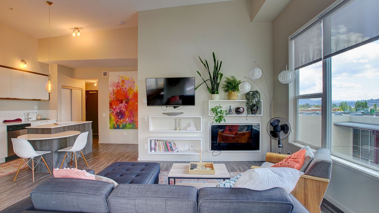 Photo of Livingroom in Kelowna Central Business District