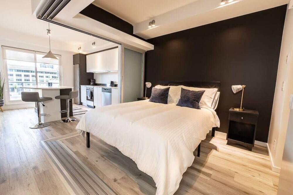 Photo of Bedroom in Kelowna Central Business District