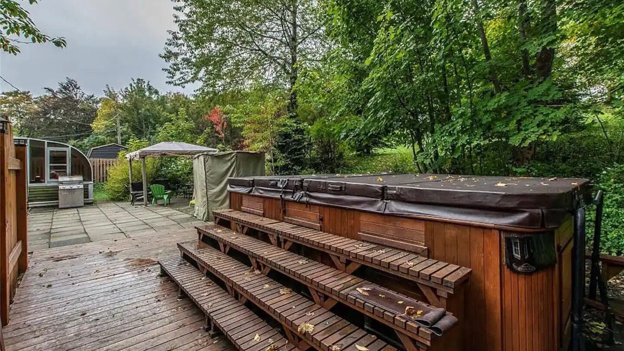 Photo of Outdoor in Waterford Valley