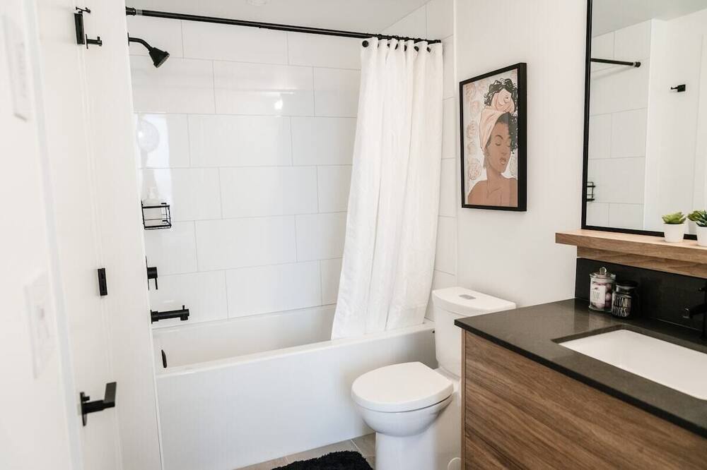 Photo of Bathroom in Downtown Kelowna