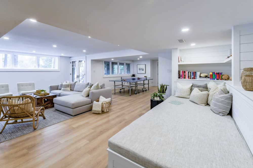 Photo of Bedroom in Muskoka Lakes