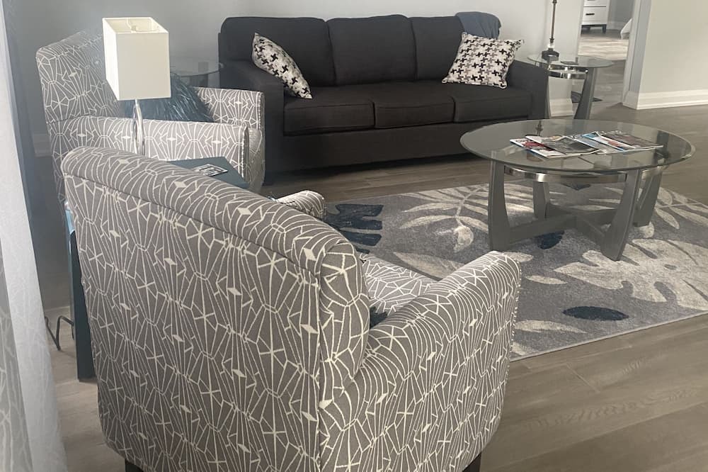 Photo of Livingroom in Niagara Falls