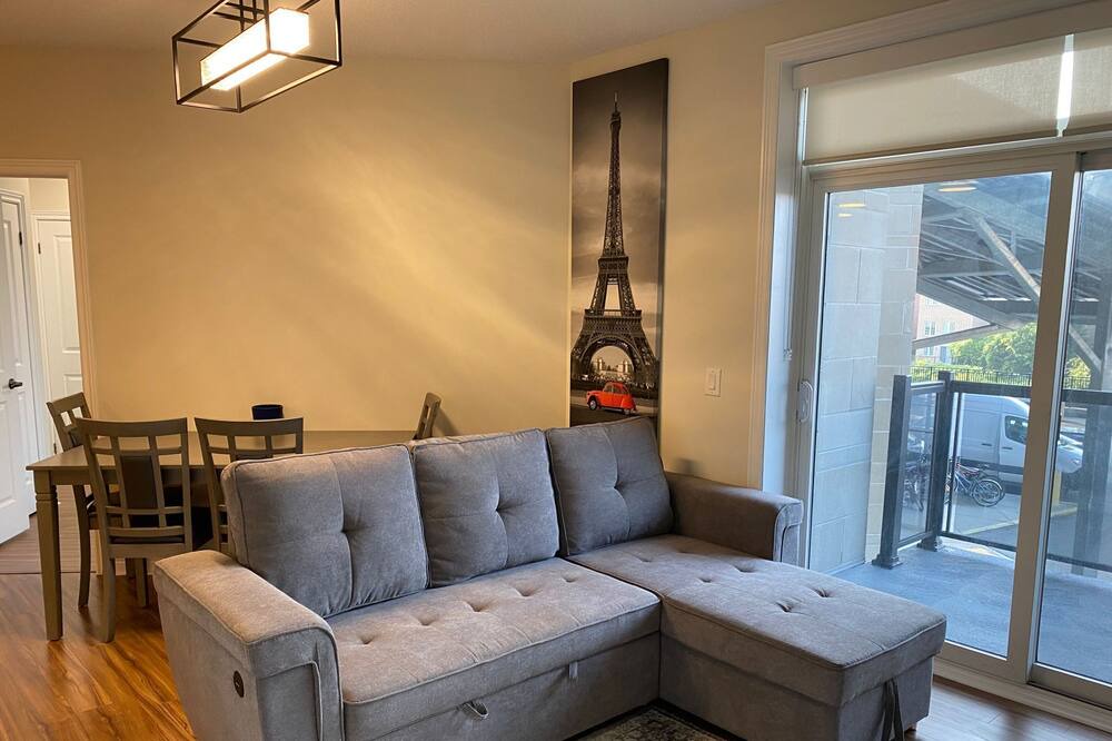 Photo of Livingroom in Markham