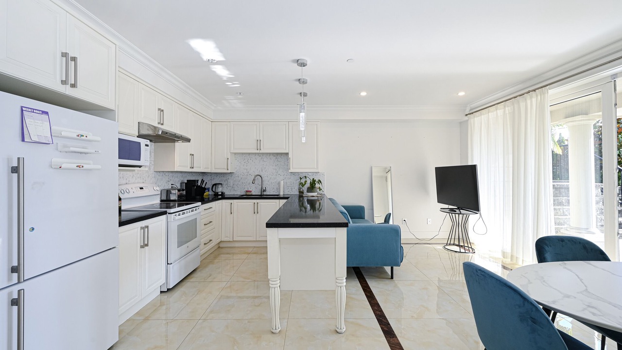 Photo of Kitchen in Hollyburn