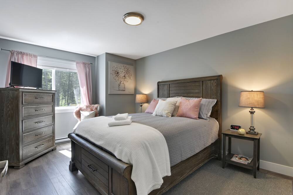 Photo of Bedroom in West Kelowna Estates
