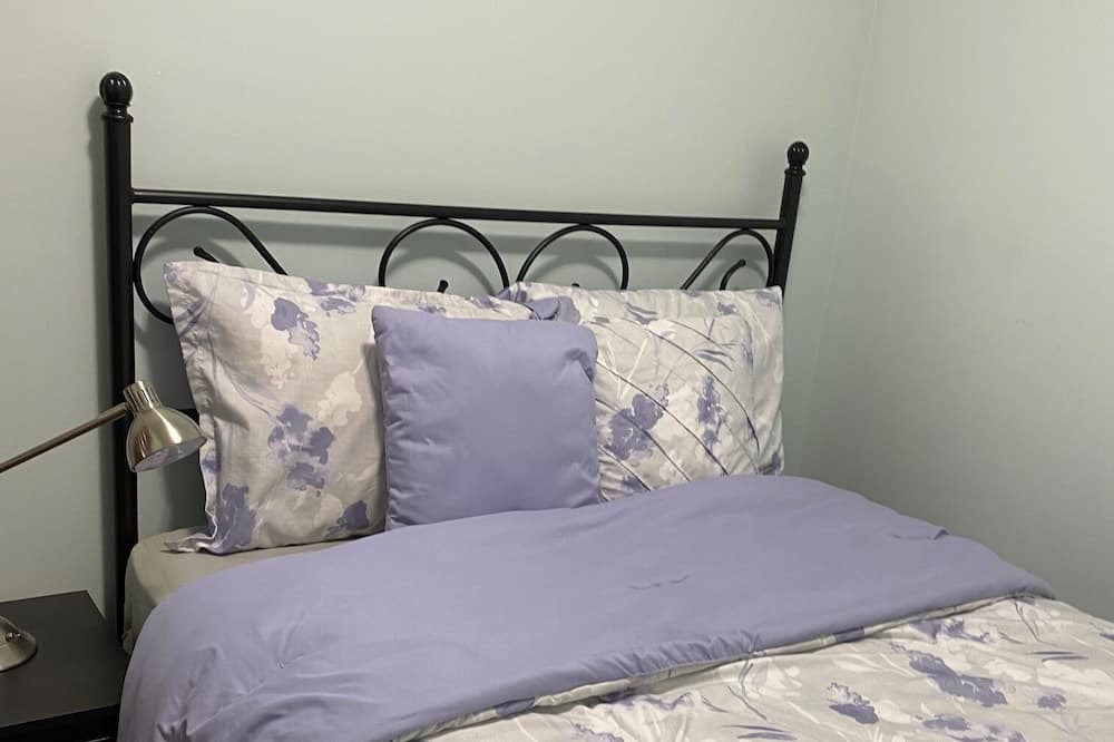 Photo of Bedroom in Cultus Lake
