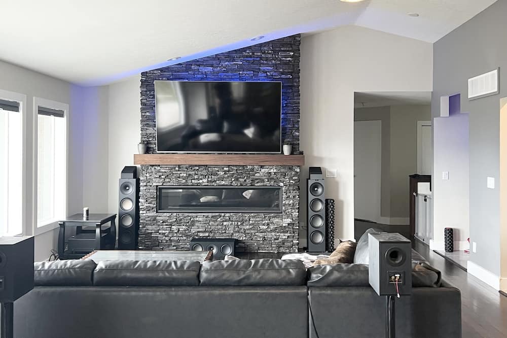 Photo of Livingroom in West Kelowna Estates