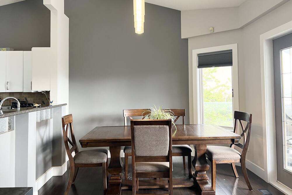 Photo of Kitchen in West Kelowna Estates