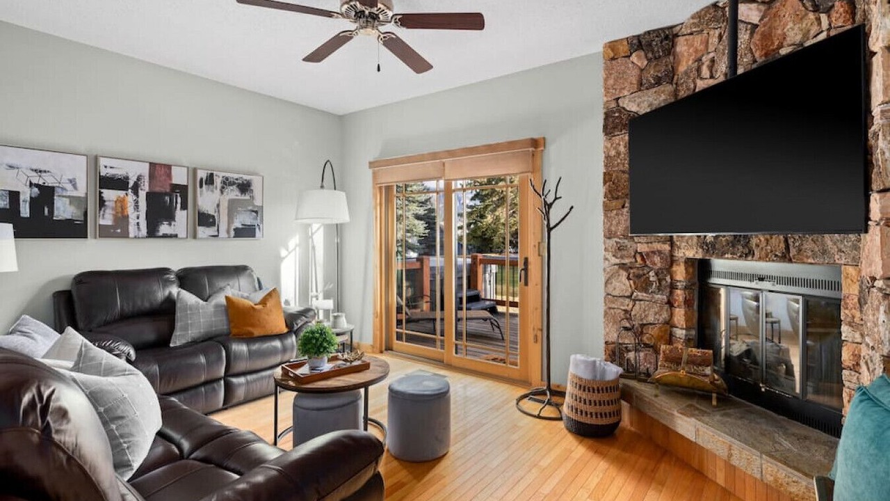 Photo of Livingroom in Invermere