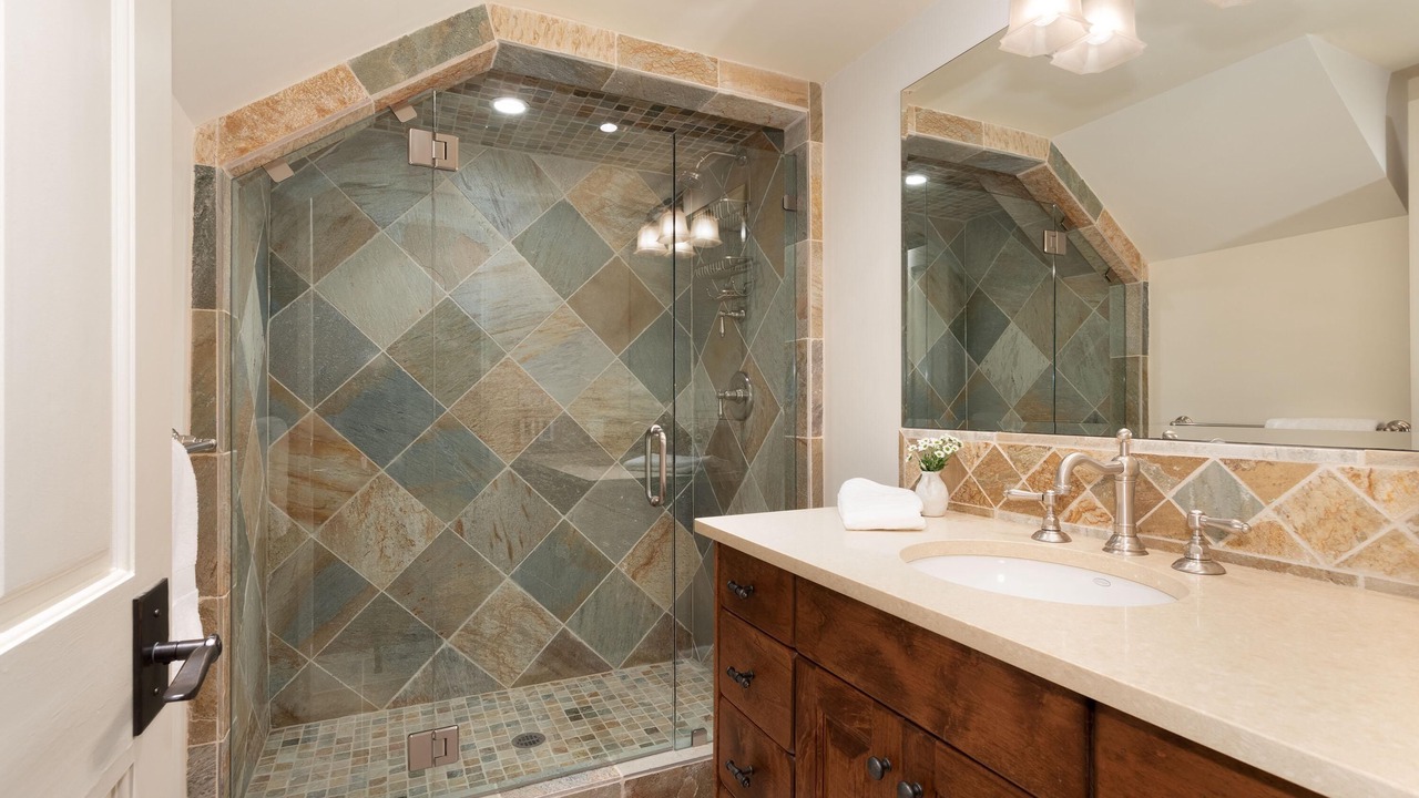 Photo of Bathroom in Nicklaus North