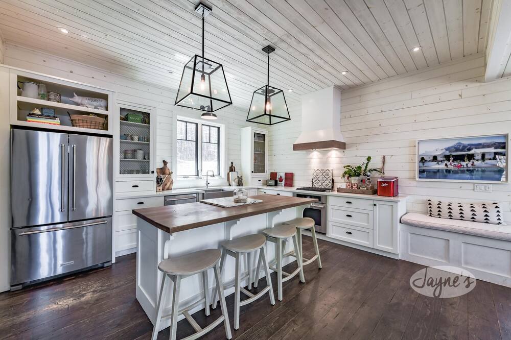 Photo of Kitchen in Baysville